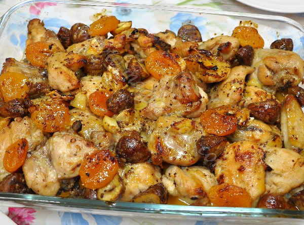 Курица с черносливом, курагой в пакетике – кулинарный рецепт